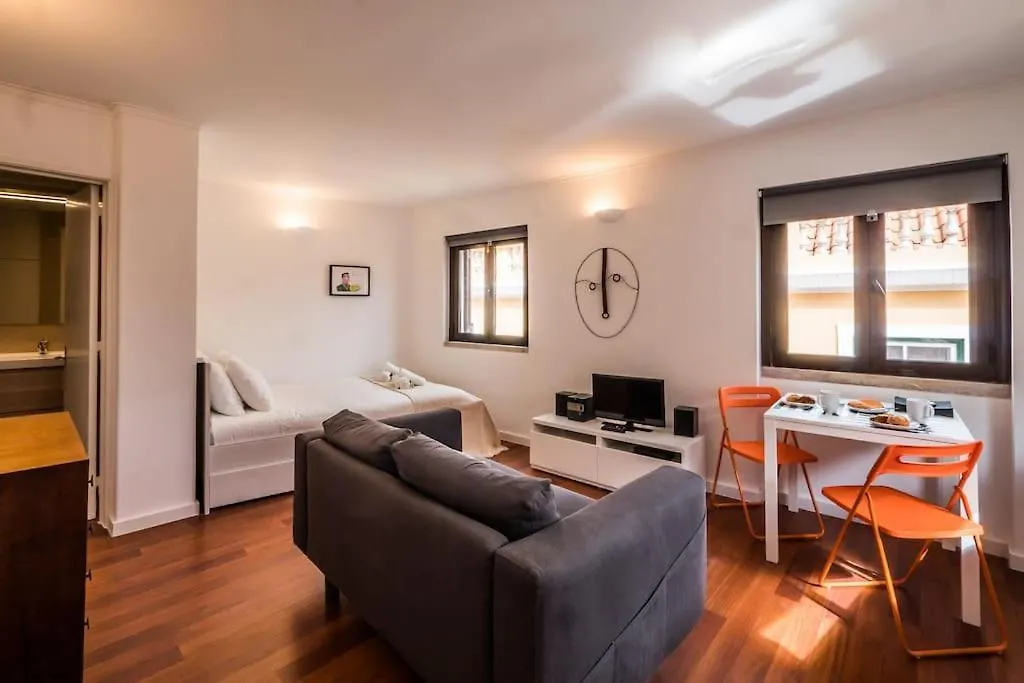 Cardal Terrace 30486Al & Cardal Studio 49618Al Lisboa 0*,